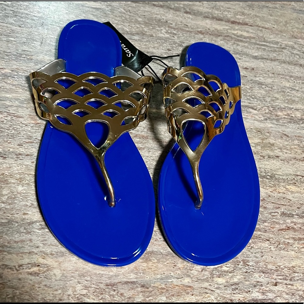 NWT Sara Z. Royal blue and gold thong jelly sandals